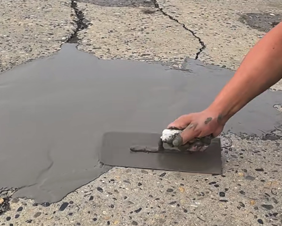 冷水江CGM 高效薄层道路修补料（CGM 道路抢修料）